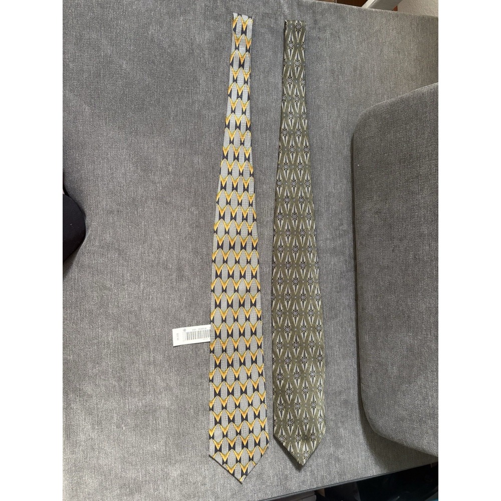 Vintage Brand New Milano Uomo 100% Silk Men's Tie Onix Y Zinc Sears Tie Abstract
